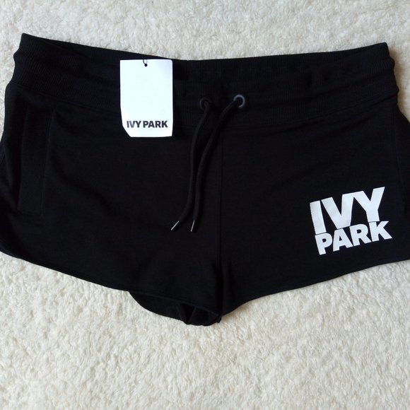 Ivy Park Pants - Beyonce Ivy Park Black Runner Logo Shorts Size XL